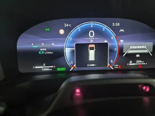 Toyota Vellfire — Фото автомобиля 3