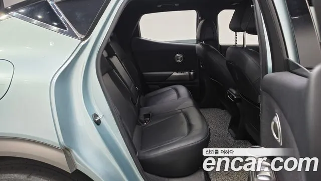 Genesis GV60 — Фото автомобиля 11