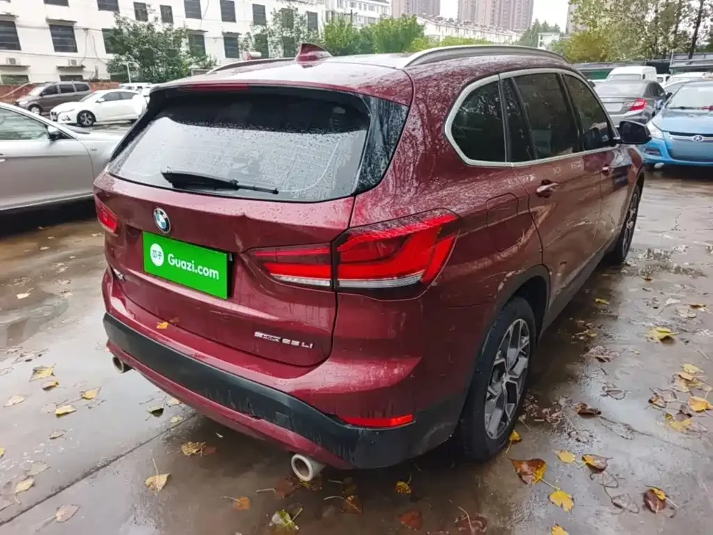 BMW BMW X1 2021 Facelift sDrive25Li Leading — Фото автомобиля 6
