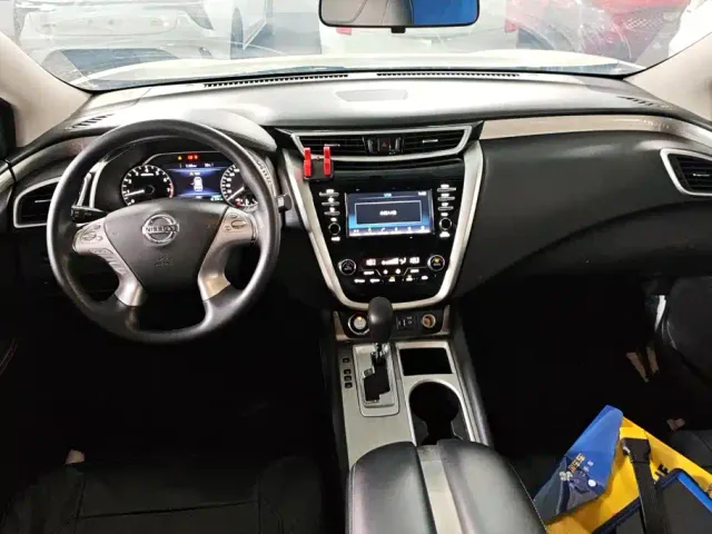 Nissan Murano — Фото автомобиля 12