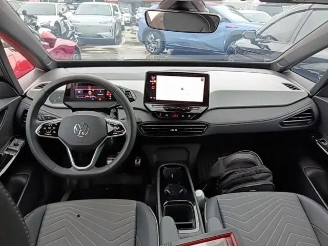 Volkswagen ID.3 — Фото автомобиля 9