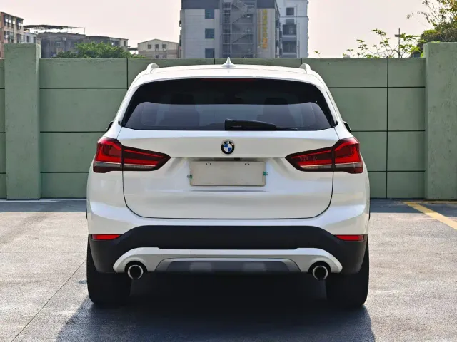 BMW X1 — Фото автомобиля 8