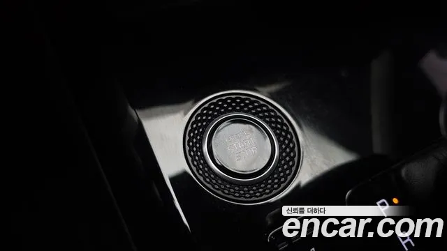Kia Niro The All New — Фото автомобиля 28