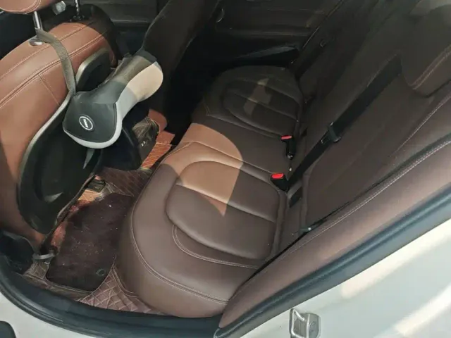 BMW 1 Series — Фото автомобиля 16