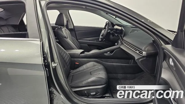 Hyundai Avante CN7 — Фото автомобиля 17