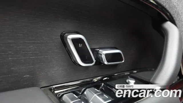 Land Rover Range Rover Sport — Фото автомобиля 24