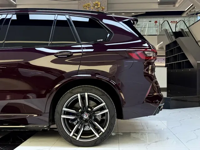 BMW X5 M — Фото автомобиля 10