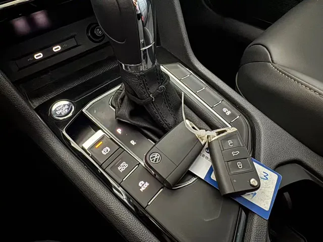 Volkswagen Tharu — Фото автомобиля 21