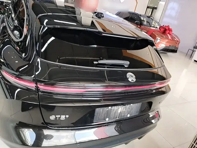 Nio ET5 Touring — Фото автомобиля 5