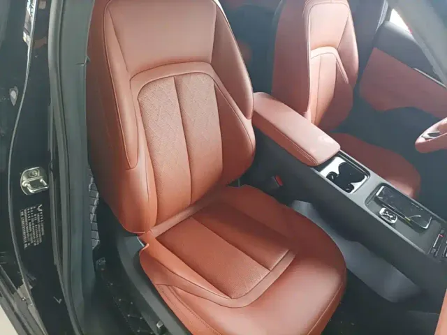 Wuling Starlight — Фото автомобиля 19