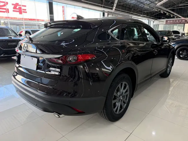 Mazda CX-4 — Фото автомобиля 12