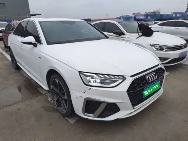 Audi A4L — Фото автомобиля 3