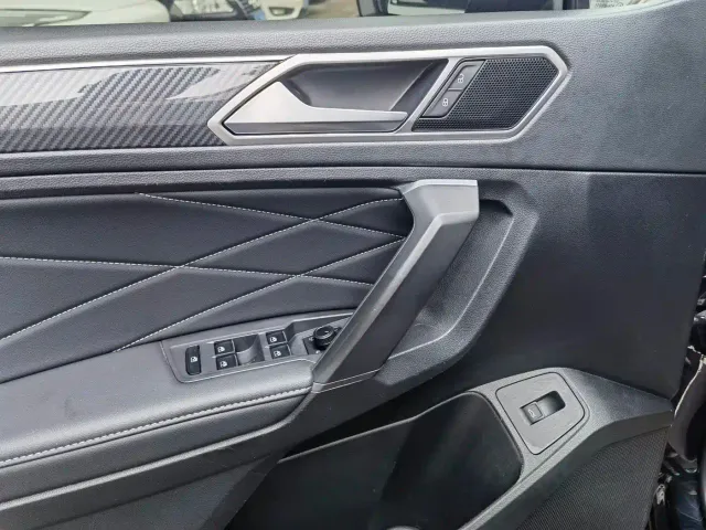 Volkswagen Tiguan L — Фото автомобиля 14