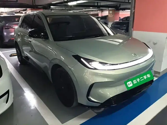 Arcfox T1 — Фото автомобиля 3