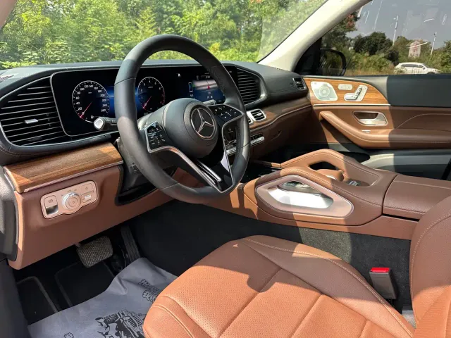 Mercedes-Benz GLE-Class — Фото автомобиля 6