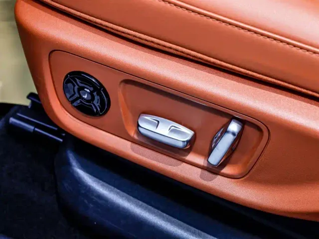 Li Auto L6 — Фото автомобиля 26