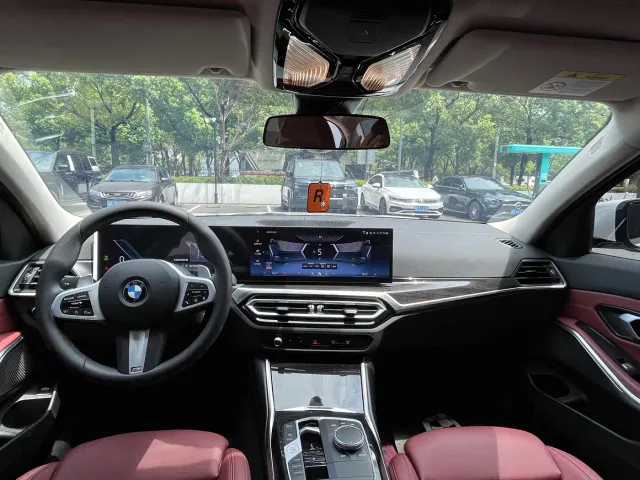 BMW 3 Series — Фото автомобиля 10