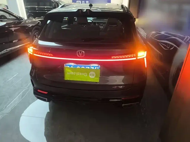 Changan CS75 Plus — Фото автомобиля 5