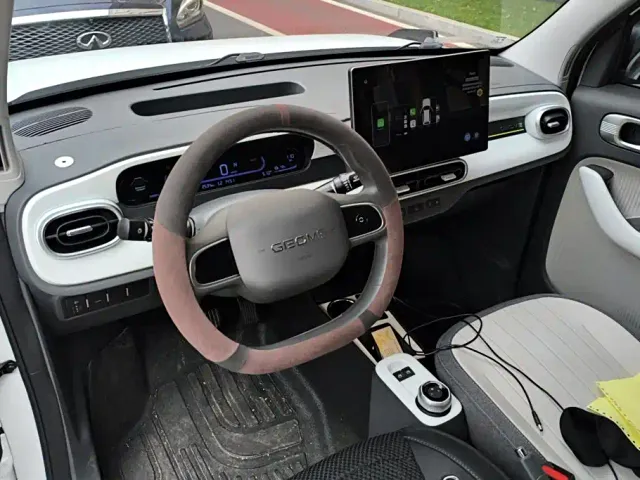 Geely Panda — Фото автомобиля 12