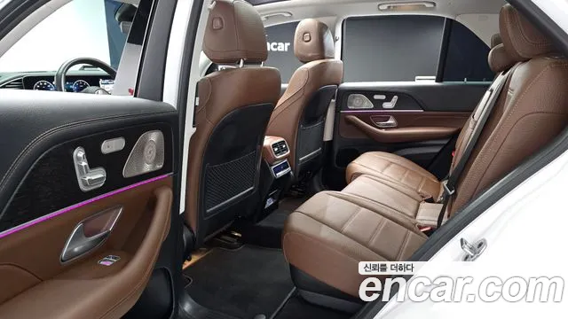 Mercedes-Benz GLE-Class — Фото автомобиля 11