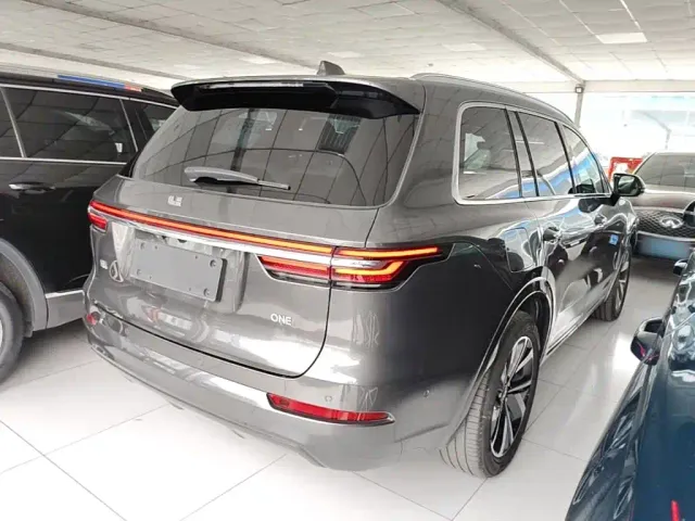 Li Auto ONE — Фото автомобиля 6