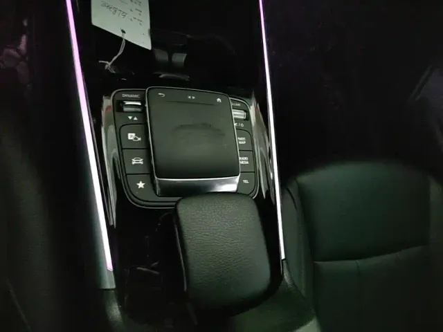 Mercedes-Benz GLB-Class — Фото автомобиля 18