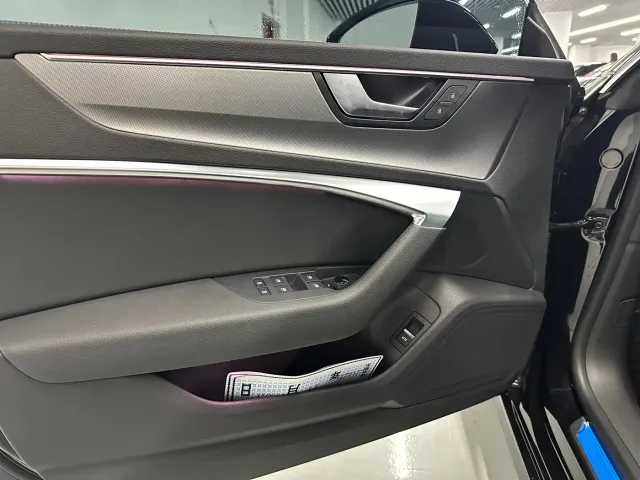 Audi A7L — Фото автомобиля 19