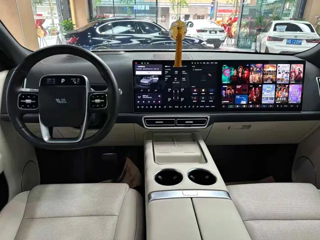 Li Auto L9 — Фото автомобиля 3