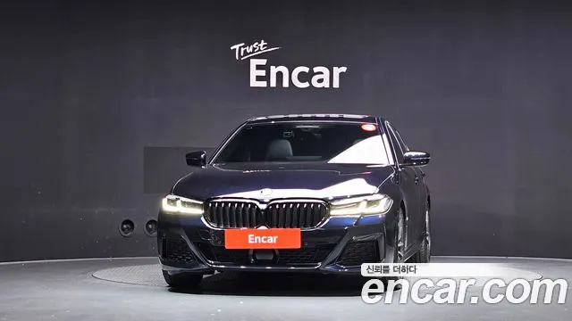 BMW 5 Series G30 — Фото автомобиля 3