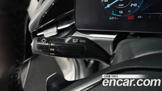 Kia Niro Niro (New) — Фото автомобиля 29