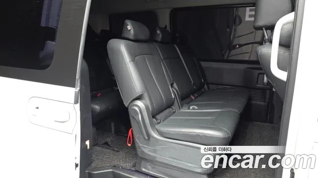 Hyundai Staria Staria Tourer 9 мест — Фото автомобиля 12