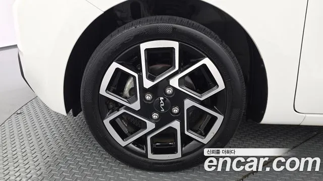 Kia RAY Новый Kia Ray Signature — Фото автомобиля 4
