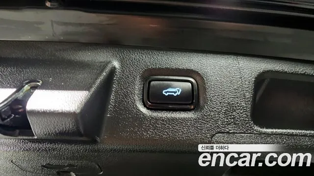 Hyundai Santafe — Фото автомобиля 19