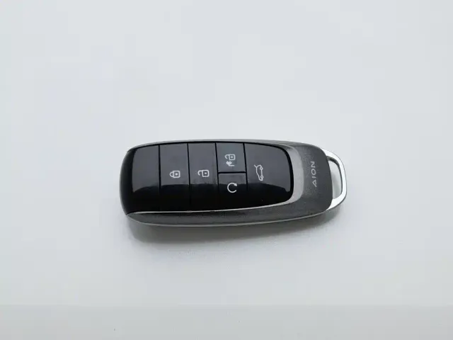 GAC Aion Y — Фото автомобиля 19