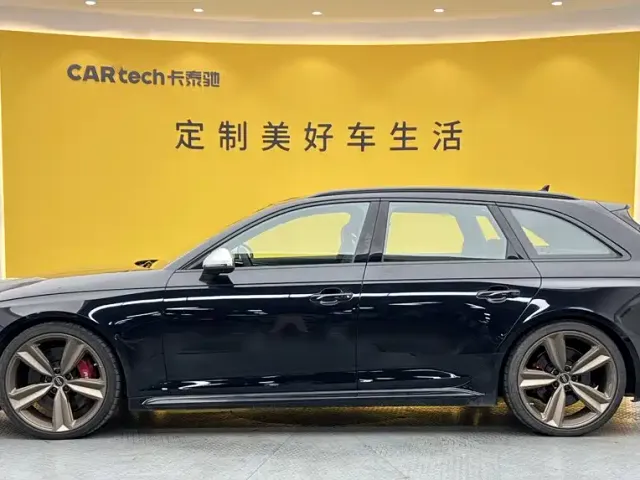 Audi RS 4 — Фото автомобиля 7