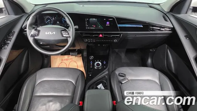 Kia Niro — Фото автомобиля 10