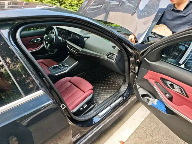 BMW 3 Series — Фото автомобиля 19