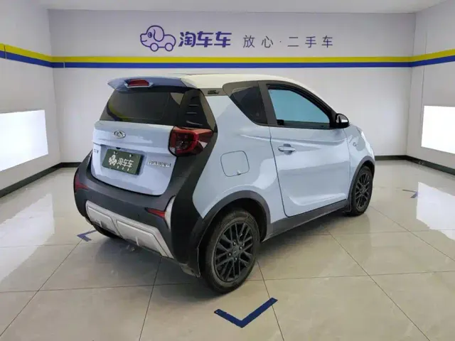 QQ New Energy Little Ant 2024 Youth Edition 251km True Love Version 23.99kWh — Фото автомобиля 3