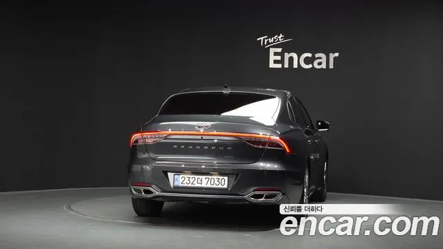 Hyundai Grandeur (New) Hybrid — Фото автомобиля 4