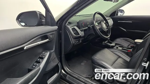 Kia Seltos Новый Seltos Бензин 1.6 турбо 2WD — Фото автомобиля 11