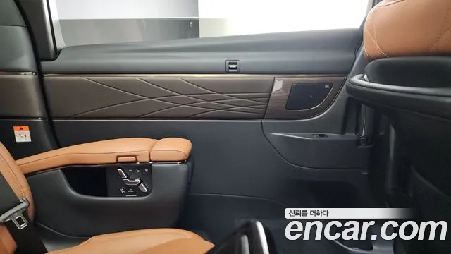 Toyota Alphard — Фото автомобиля 17
