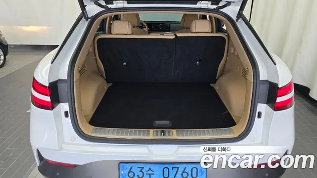 Genesis GV60 — Фото автомобиля 26
