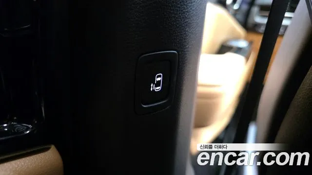 Kia Canival Carnival 4 поколение Бензин 9 мест Signature — Фото автомобиля 17