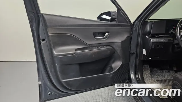 Hyundai Kona — Фото автомобиля 13