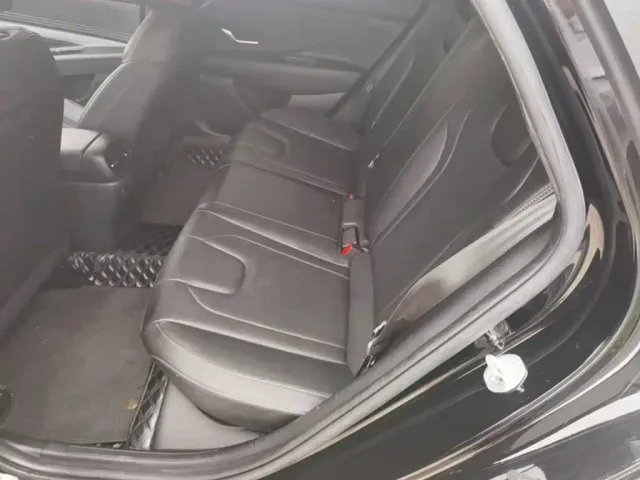 Hyundai Elantra — Фото автомобиля 16