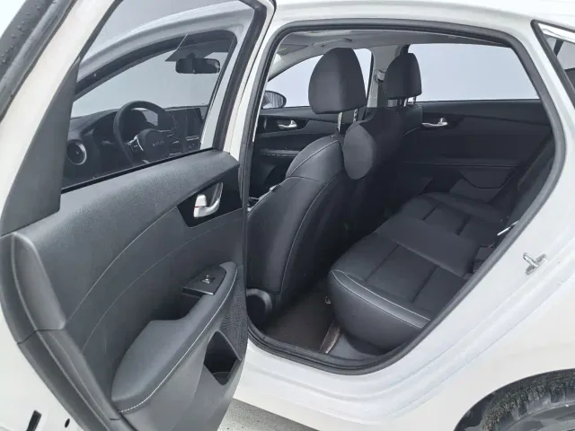 Kia K3 — Фото автомобиля 8