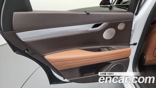 Genesis G80 Бензин 2.5 турбо AWD — Фото автомобиля 25