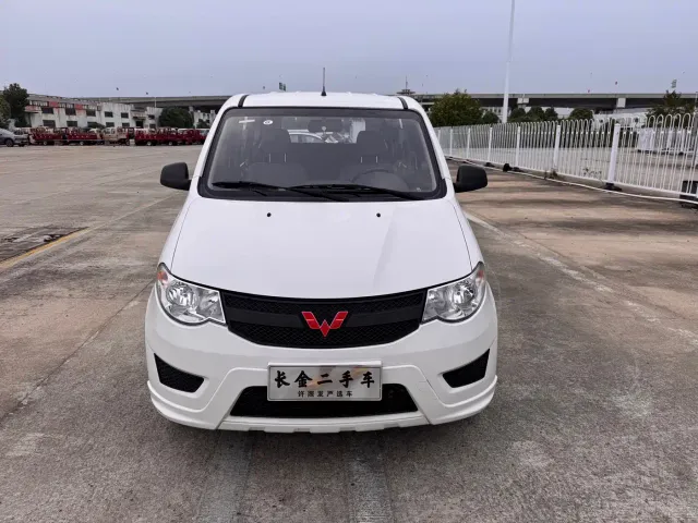 Wuling Hongguang — Фото автомобиля 2