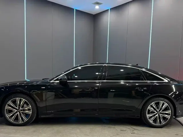 Audi A6L — Фото автомобиля 5