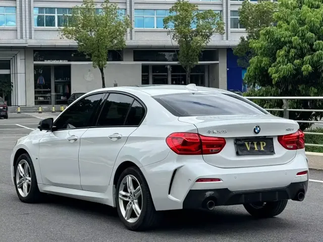 BMW 1 Series — Фото автомобиля 7